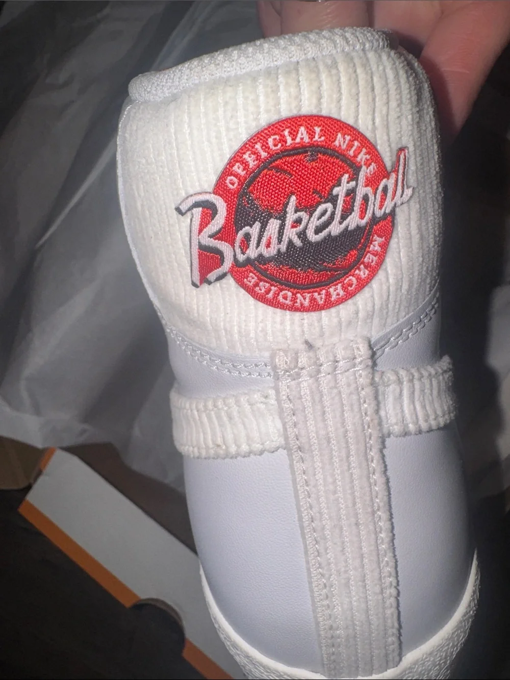 Nike Blazer Mid ‘77 EMB